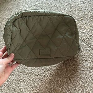 Vera Bradley toiletry bag
